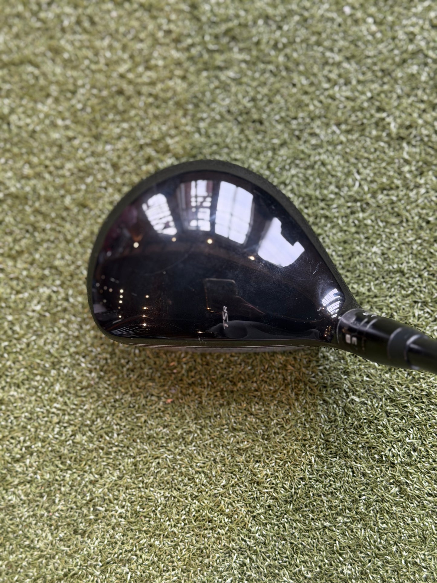 Titleist TSR1 4 Hybrid for long-game forgiveness at ReGolf - product photo 3