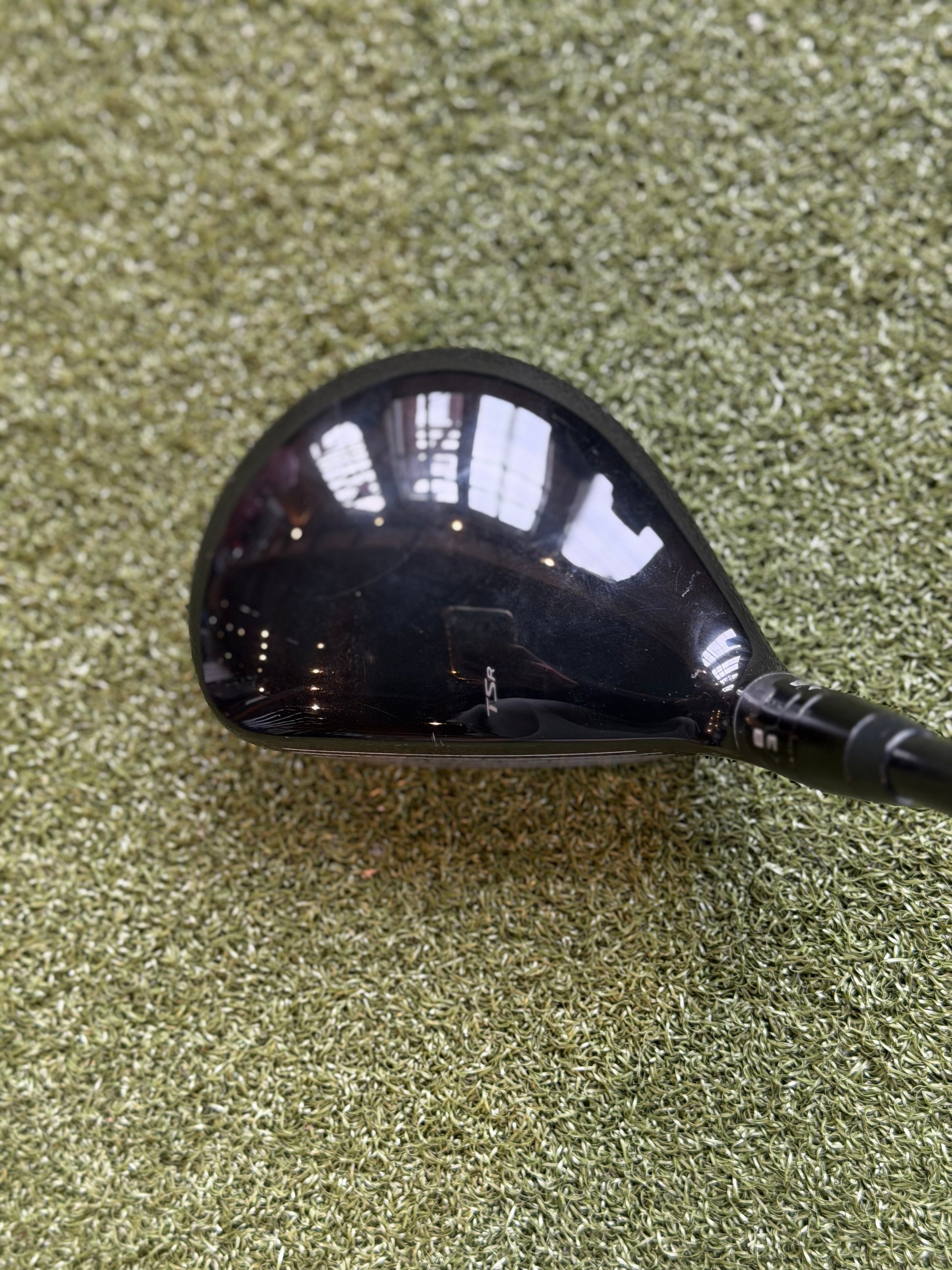 Titleist TSR1 4 Hybrid for long-game forgiveness at ReGolf - product photo 3