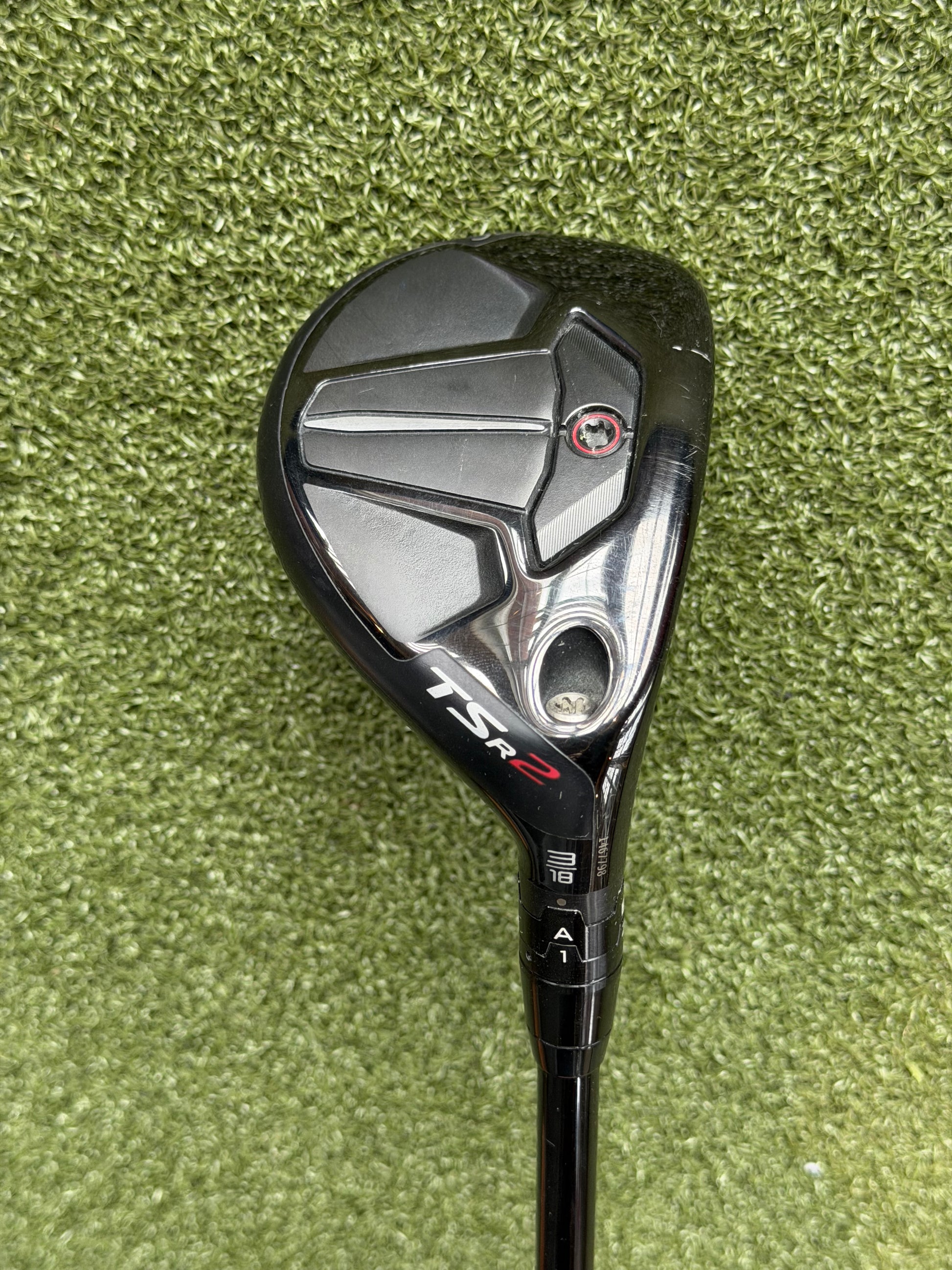 Titleist TSR2 #3 Hybrid for long-game forgiveness at ReGolf - product photo