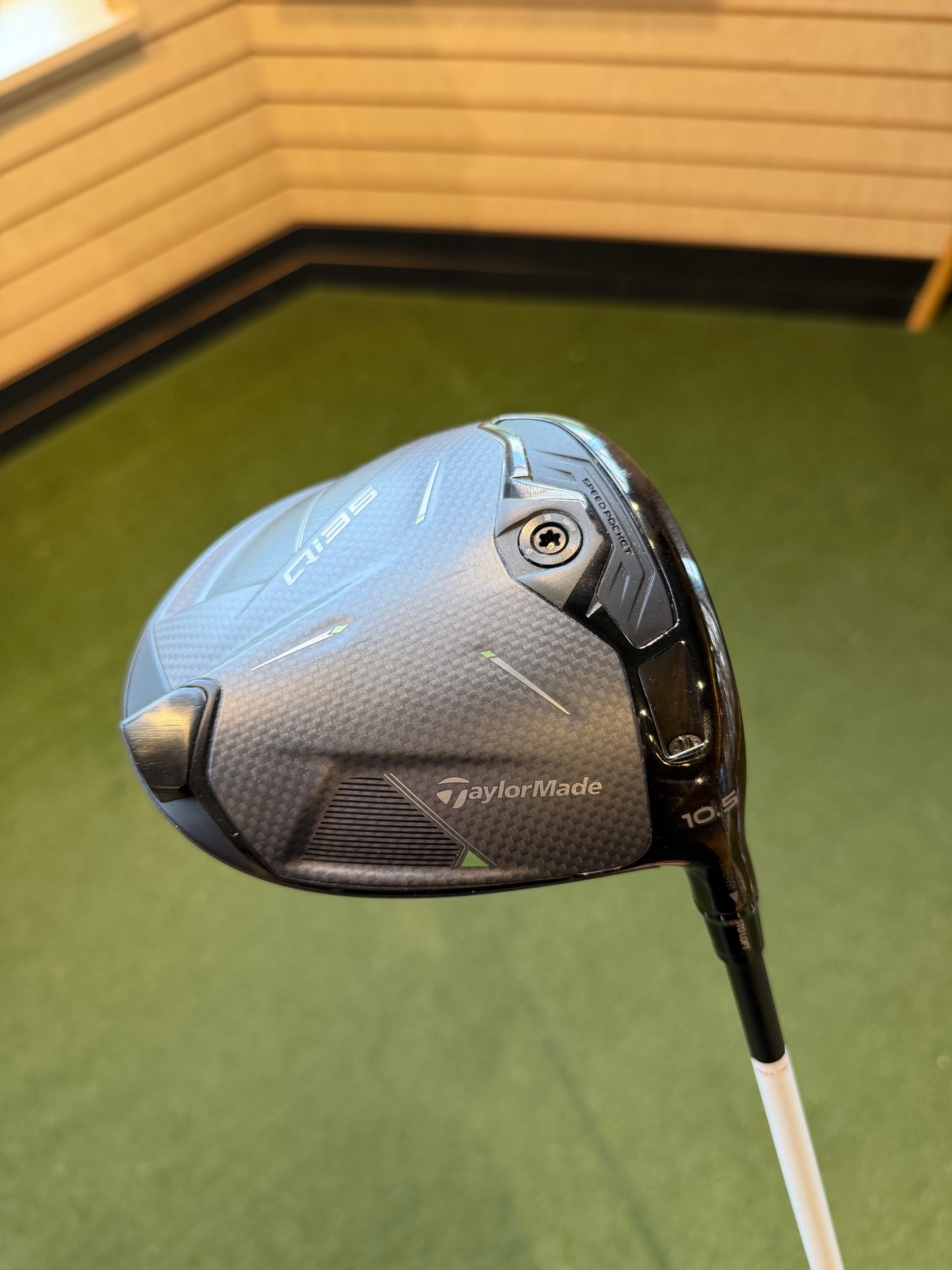 Taylormade Qi35 10.5 ° Driver