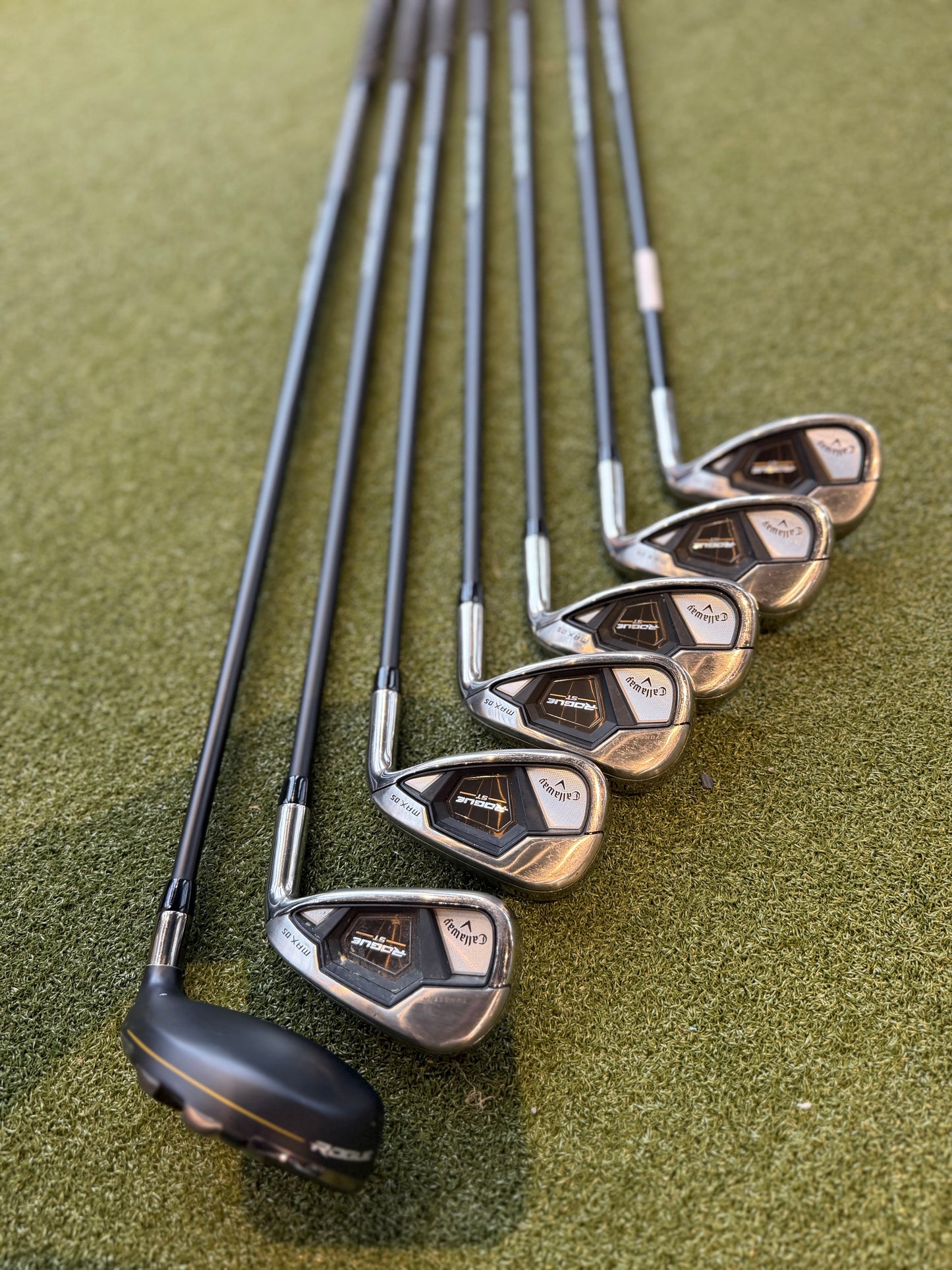 Callaway Rogue ST Max OS Combo Iron set