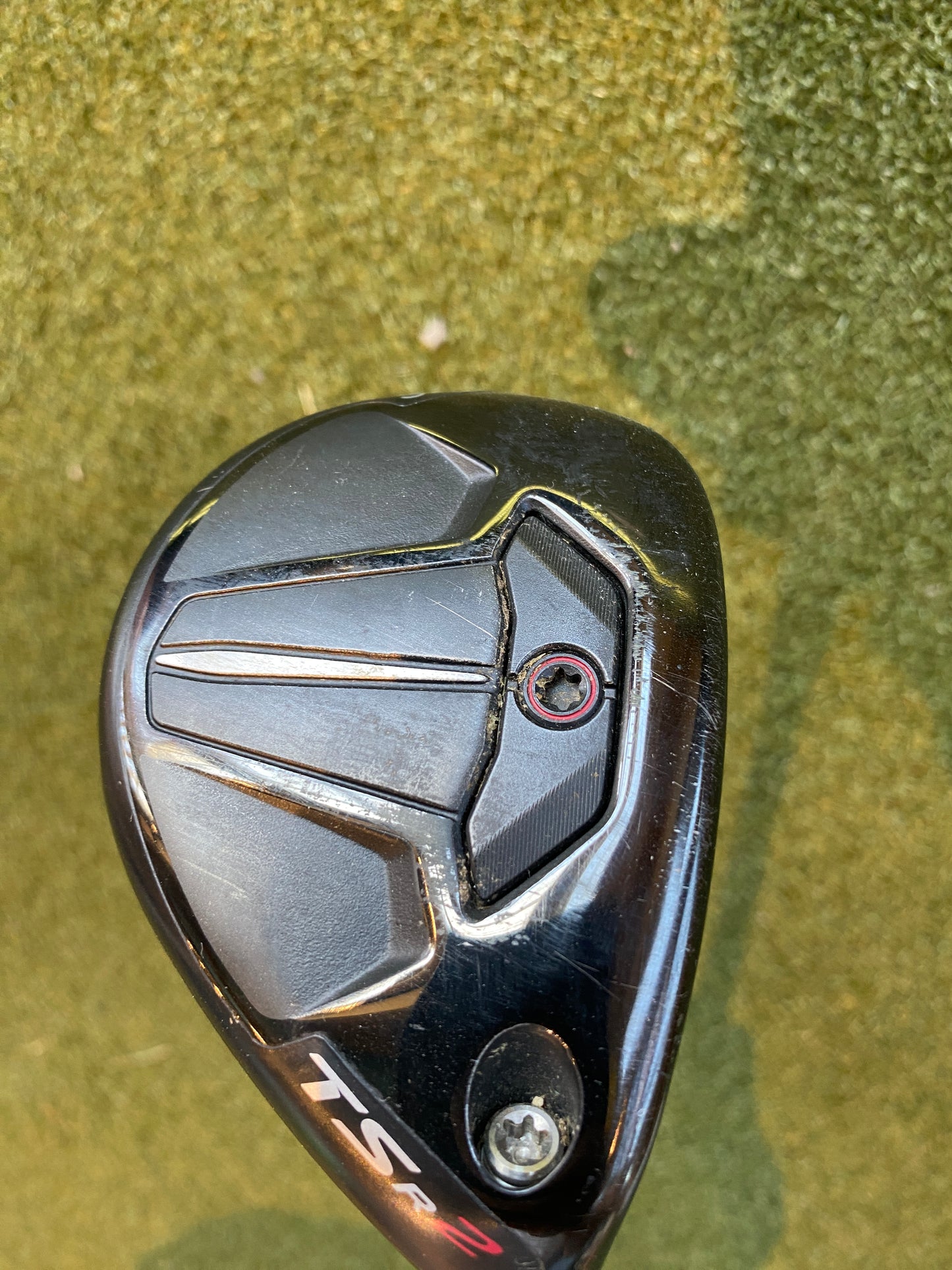 Titleist TSR2 Hybrid for long-game forgiveness at ReGolf - product photo 4