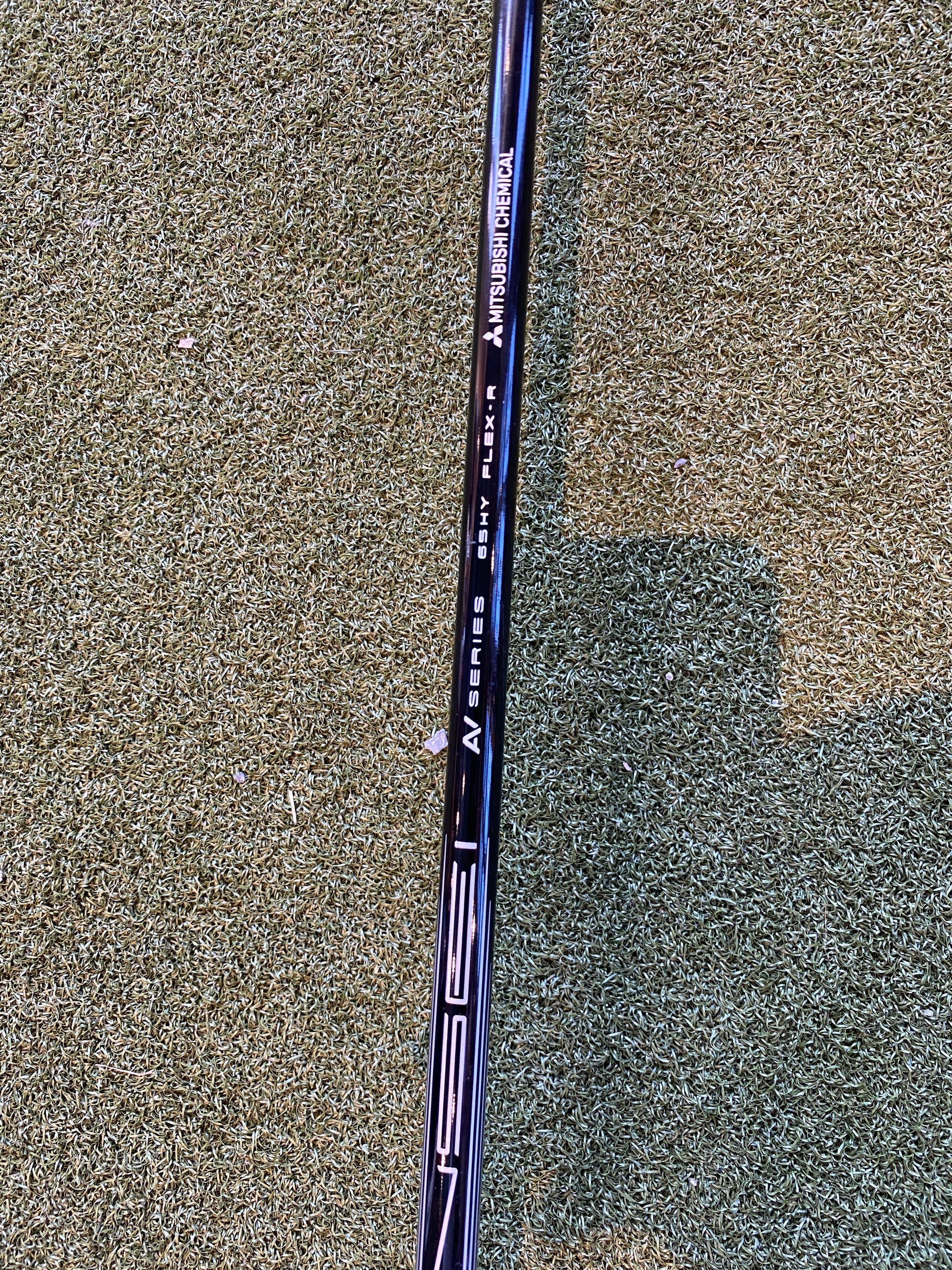 Titleist TSR2 Hybrid for long-game forgiveness at ReGolf - product photo 5