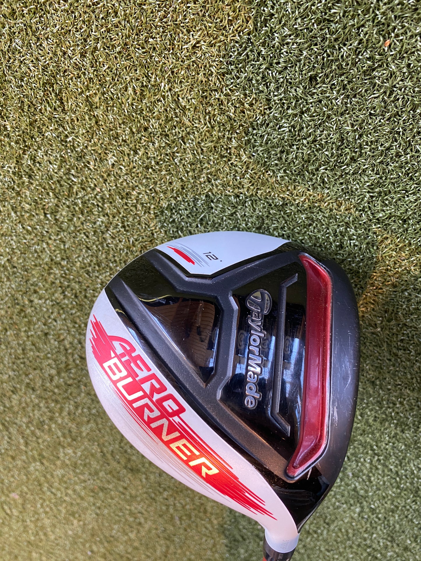 TaylorMade Aero Burner Mini Driver for distance off the tee at ReGolf - product photo 3
