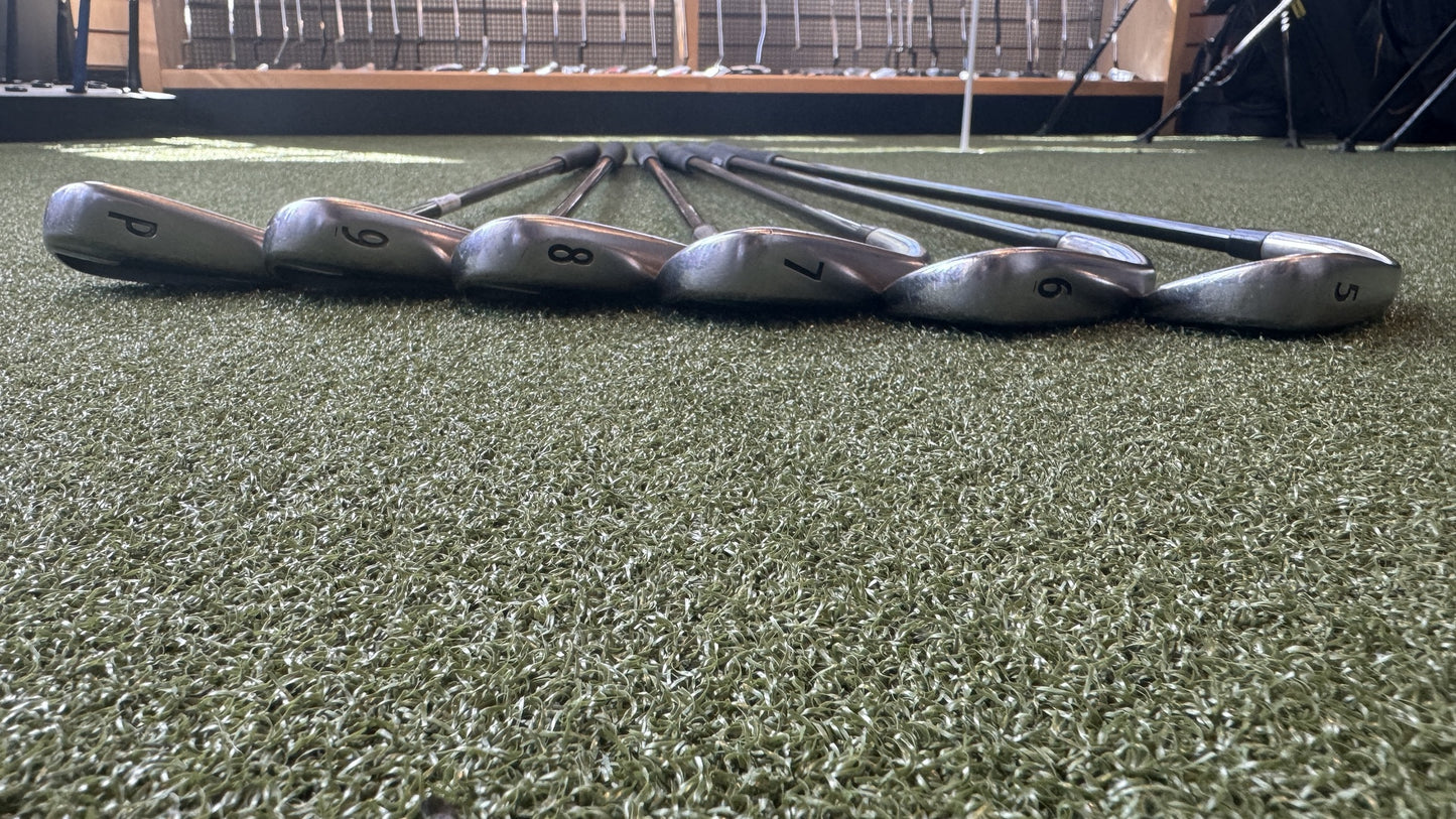 Titleist AP1 5~P RH Senior Graphite