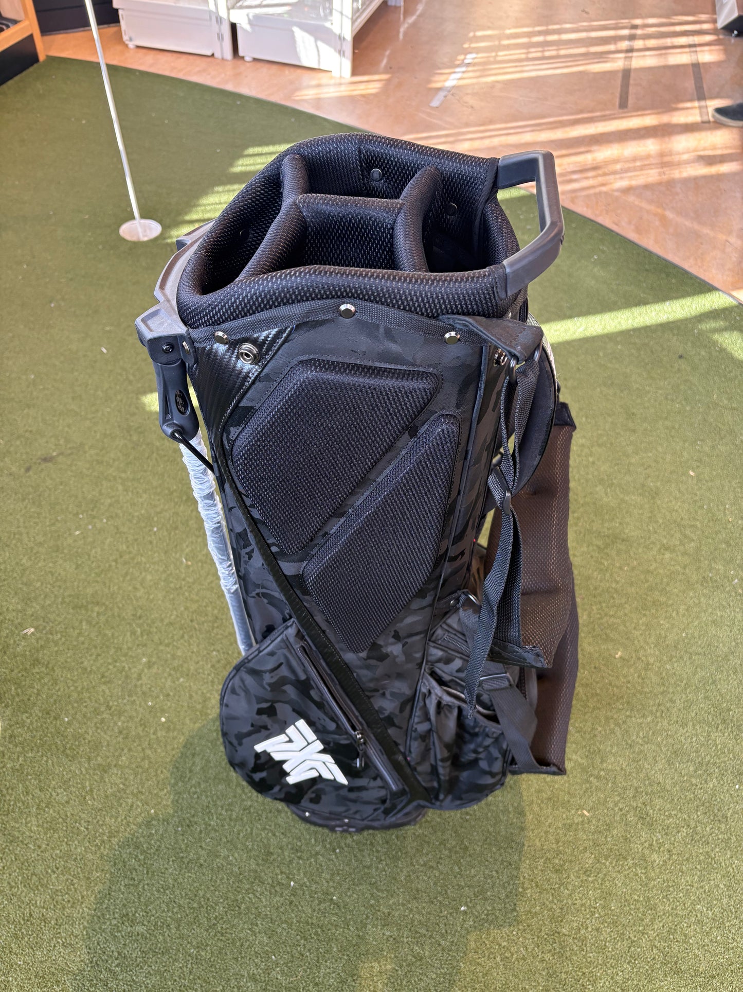 PXG 22 Stand Bag Black
