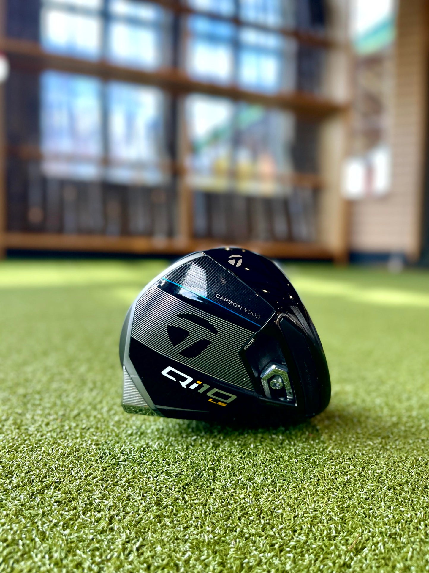 TaylorMade Qi10 LS Driver RH 9 ° S Flex *