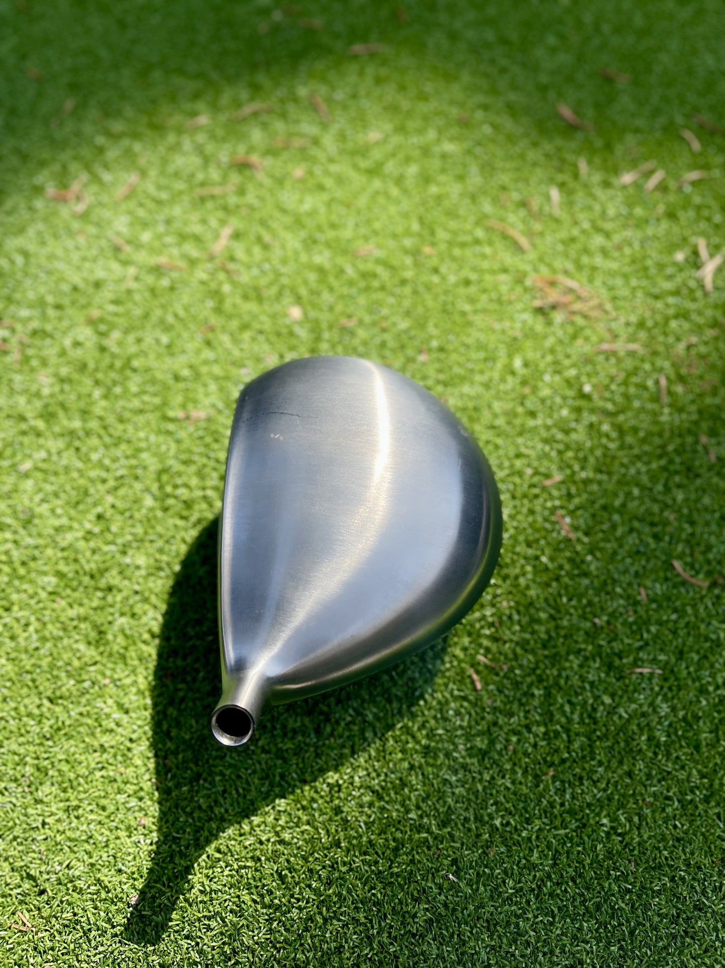 Itobori Silver Driver RH 9.5 driver  RH showing Premium Construction and Tour Performance technology