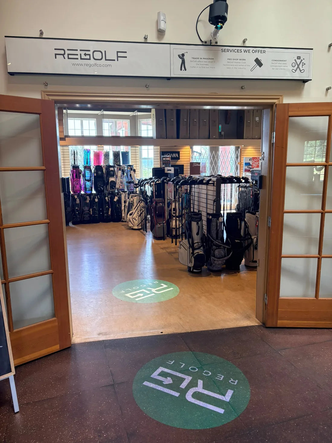 Entrance to the ReGolf Surrey pro shop